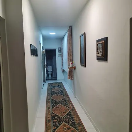Dani Two Bedroom In Center Of Τίρανα