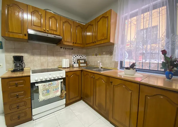 Dani Two Bedroom In Center Of Apartament *