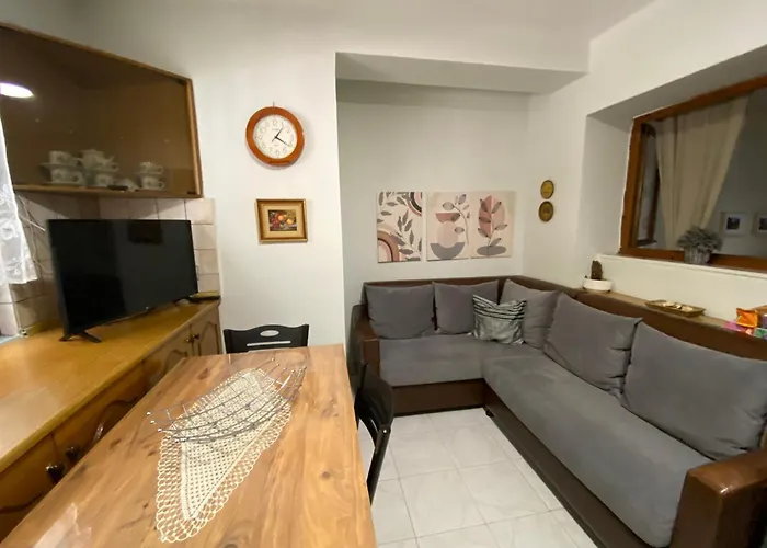 Apartment Dani Two Bedroom In Center Of Tirana